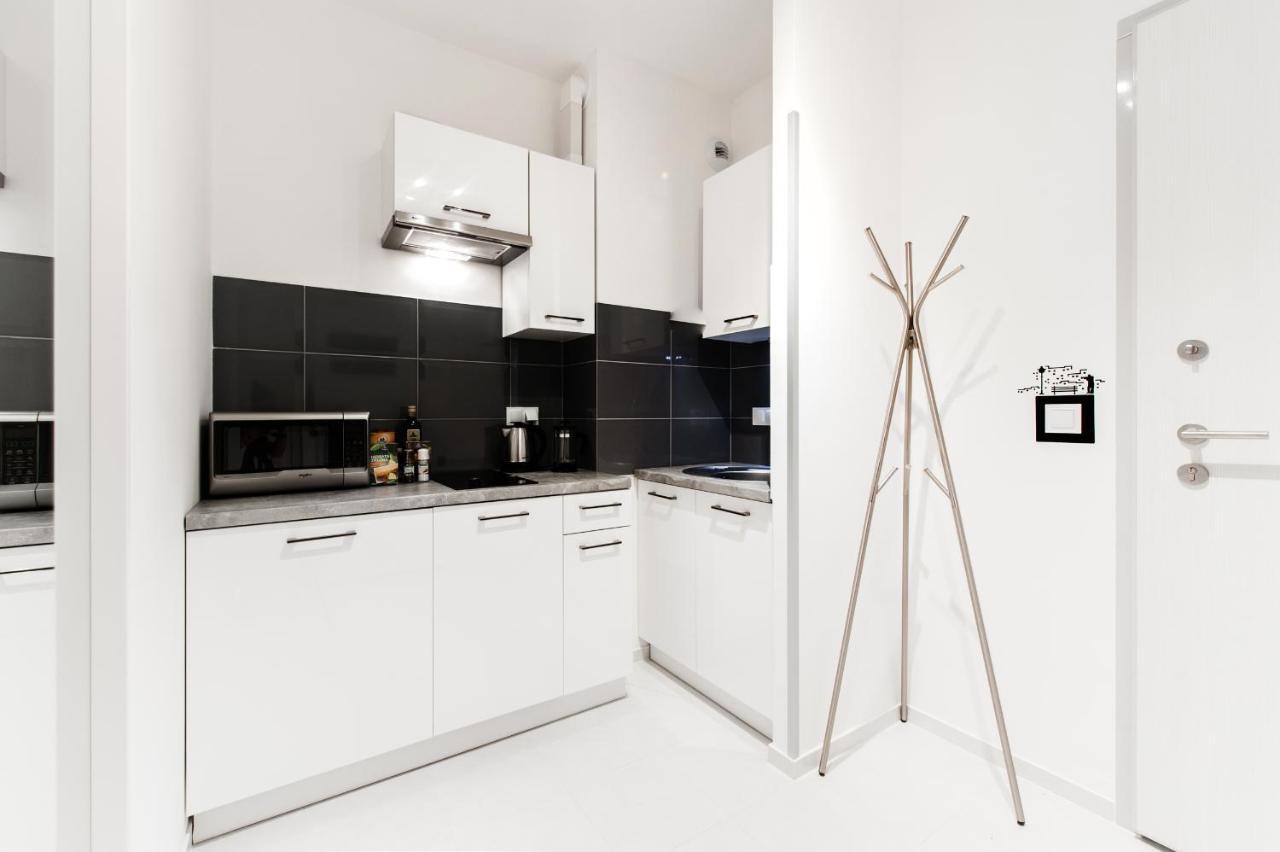 Ferienwohnung Super Apart Dywizjonu 303 175/8 Warschau Zimmer foto