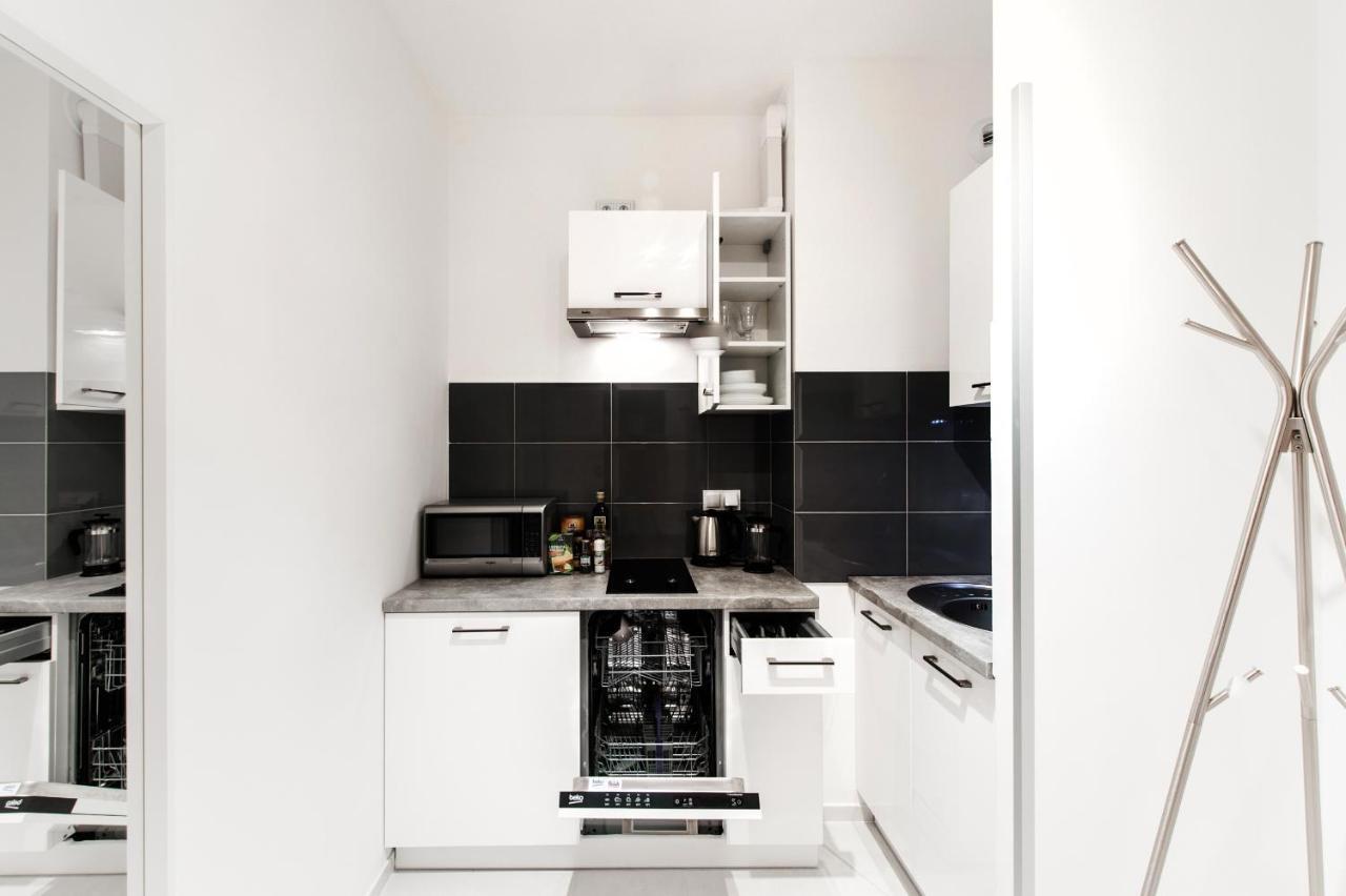 Ferienwohnung Super Apart Dywizjonu 303 175/8 Warschau Zimmer foto